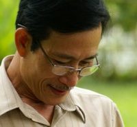 베트남: 블로거 석방에 이어 평화적 활동가들 모두 석방되어야