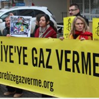 “책임감 있는 한류를 기대하며” 무기수출이 한류?