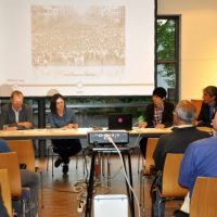 그들은 왜 지구 반대편 병역거부자에게 편지를 썼을까?