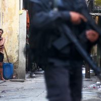 2016 리우올림픽, 브라질 빈민가에 켜진 인권 경고등