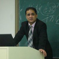 위구르 차별에 반대하다 종신형을 선고받은 교수