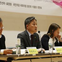 경찰의 집회시위 대응 ‘진압’만이 답일까?