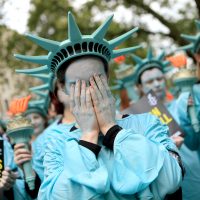 트럼프가 취임 100일만에 망쳐놓은 인권 100가지