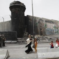 가자지구, 치료를 받을 수 없어 응급실에서 죽어가는 사람들