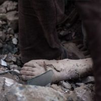 예멘: 미국제 폭탄으로 주거지역 공습, 어린이 사상자 속출