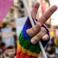 터키: 학생들의 자긍심 행진을 금지하다