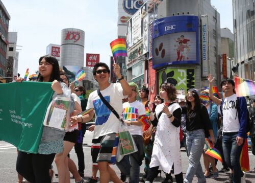 일본, 동성결혼에 대한 ‘차별적인’ 판결은 평등에 대한 참담한 일격 날린 것
