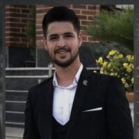 이란: ‘연쇄 처형’이 계속되는 가운데, 시위와 관련해 처형될 위기에 놓인 청년