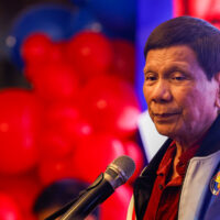 필리핀: 두테르테 전 대통령 체포, 정의를 위한 기념비적인 조치