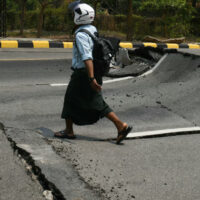 미얀마: 지진 생존자를 위한 인도적 지원 접근 즉각 보장하라