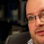 이란: 터무니없는 죄목으로 기소된 워싱턴포스트지 기자 석방해야