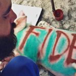 쿠바, 돼지 등에 ‘피델’ 이름 새긴 그래피티 아티스트 석방