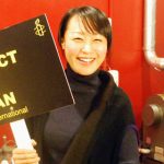 그녀가 나를 노래할 때, 나는 비로소 꽃망울을 틔웠다