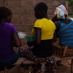 부르키나파소: 신부가 되기에는 너무 어린 소녀