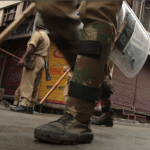 반핵 평화 시위를 짓밟은 경찰